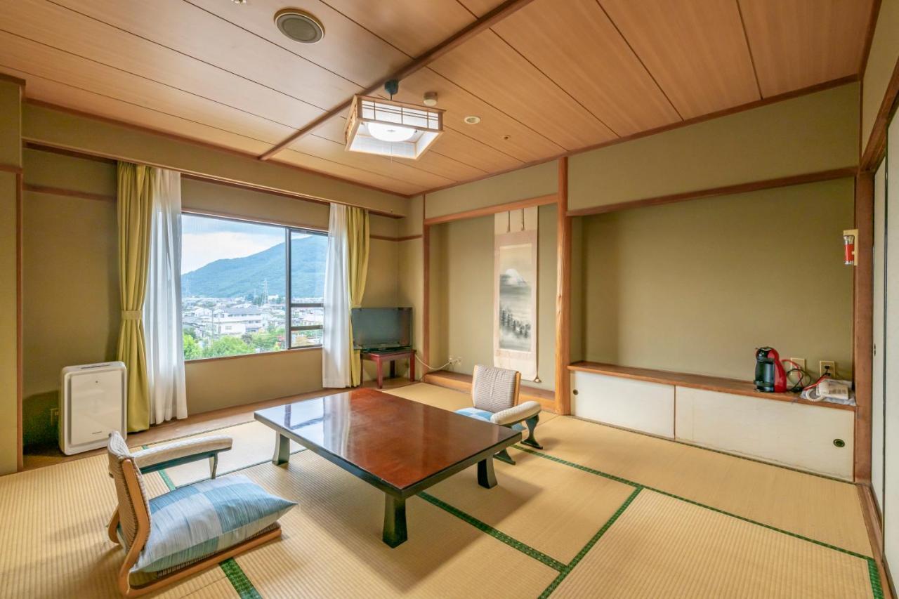 Isawa Tokiwa Hotel Fuefuki Exterior photo